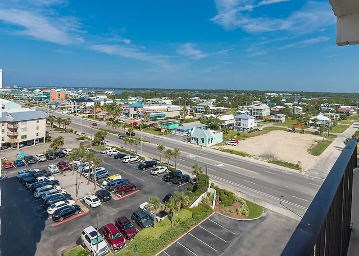 Apartment Island Winds East 811 *