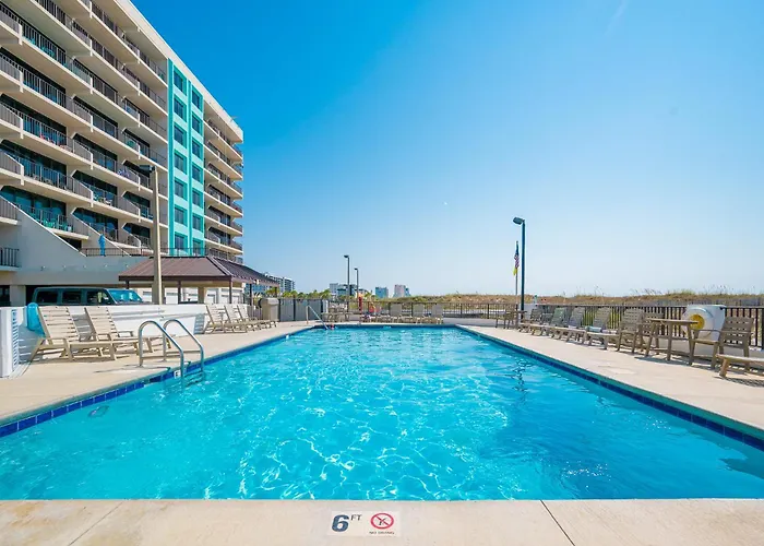 Island Winds East 811 Apartment